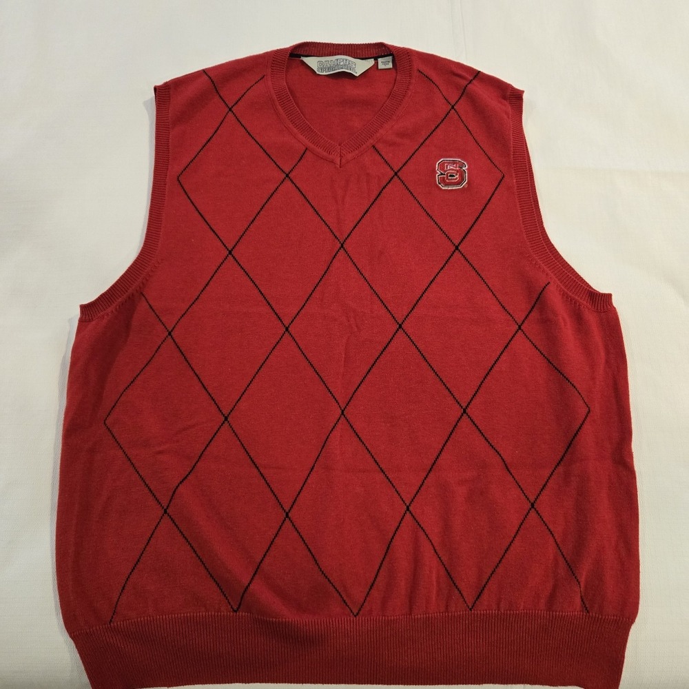 Campus Specialties N.C. State University Men's Red W/ Logo Sweater Vest Large